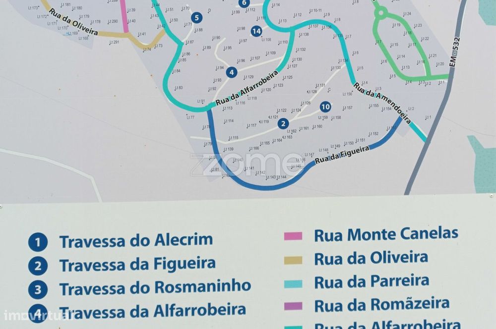 Lote de terreno urbano para construção de moradia isolada.