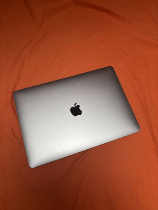 MacBook Pro M1 13” 2020 | 16GB RAM | 256GB SSD | Garantia