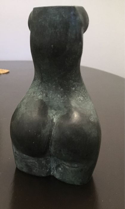Escultura de Joao Cutileiro - Torso Feminino