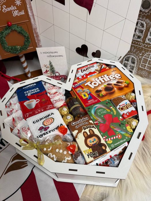 Солодкі подарунки на миколая рошен