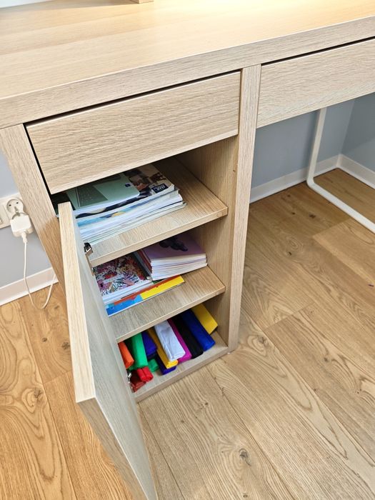 Biurko Micke Ikea + dodatki