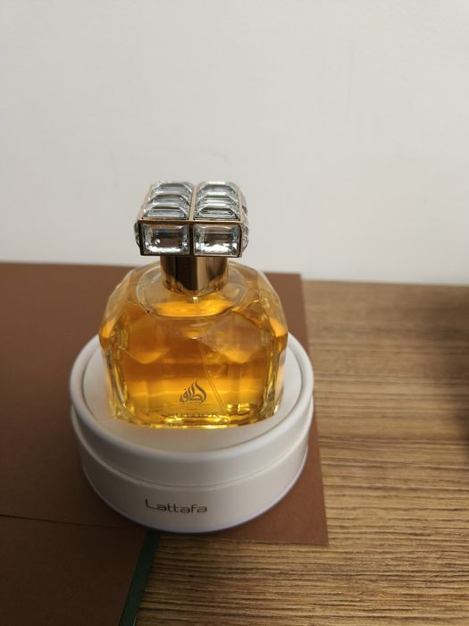 Arabskie perfumy Lattafa Sutoor