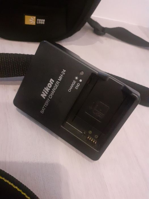 Aparat Nikon zestaw wraz z kartonem i instrukcją