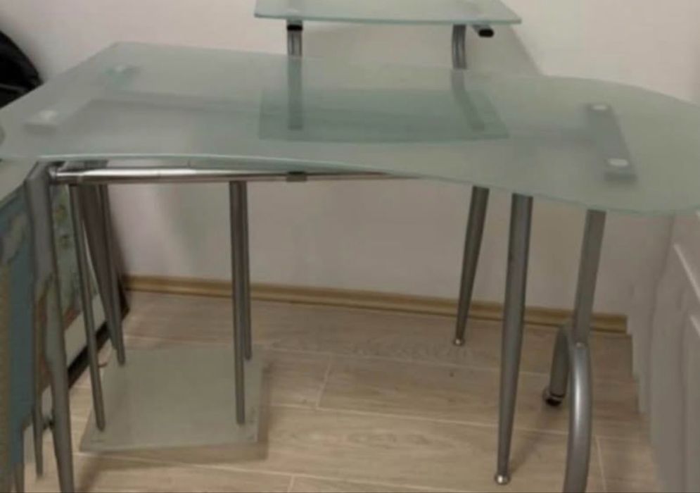 Mesa de vidro para escrito
