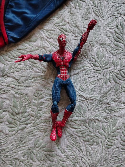 Фігурка Spiderman шарнірна.