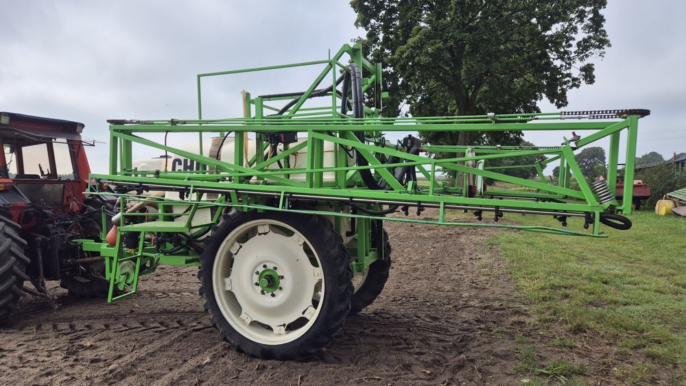 Opryskiwacz CHD dubex amazone 24m 2000L