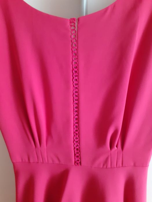 Sukienka midi różowa L