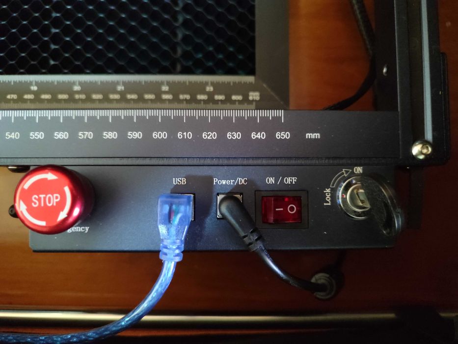 Máquina gravação e corte laser (com garantia)