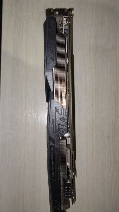 GTX 1060 6gb Asus Rog Strix