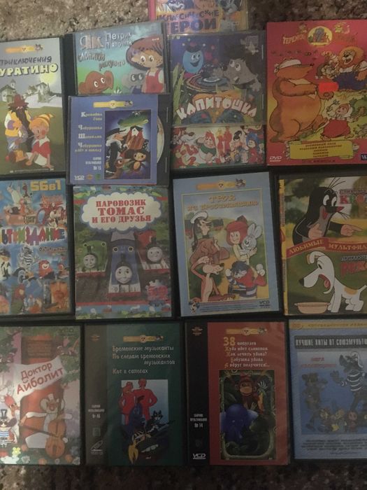 мультікі,фільми дитячі на дисках /CD /
