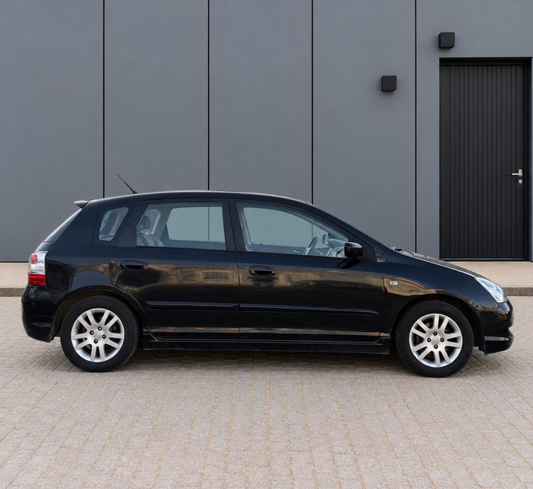 Honda Civic 1.7 CDTI ES Exclusive — photo 3