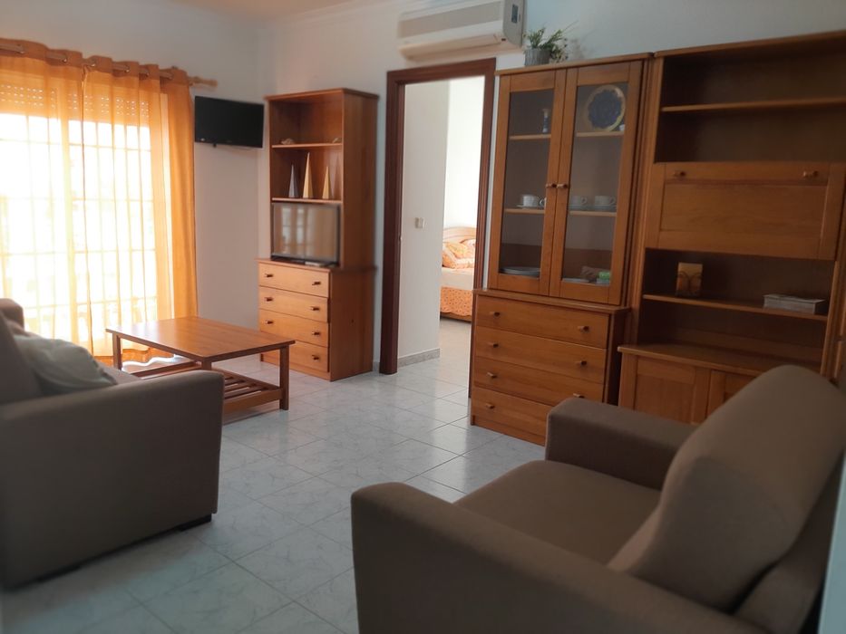 Agradável apartamento Monte Gordo Vista Mar juntinho á praia,