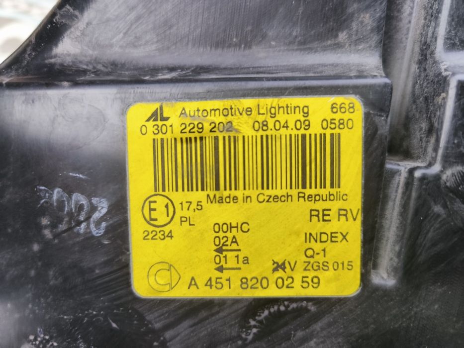 Faróis Smart ForTwo 451