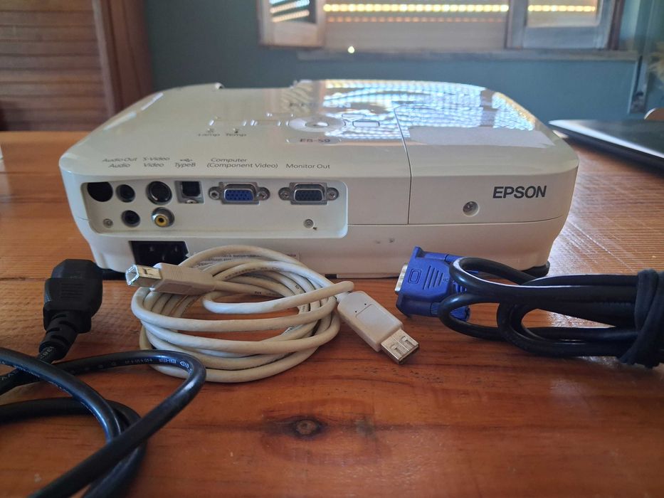 Projetor Epson EB-S9