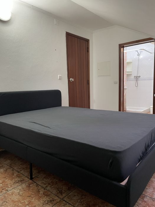 Quarto mobilado  para arrendamento mensal