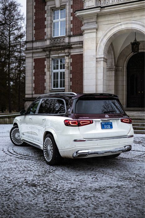 Wynajem do ślubow przejazdy VIP Maybach GLS600