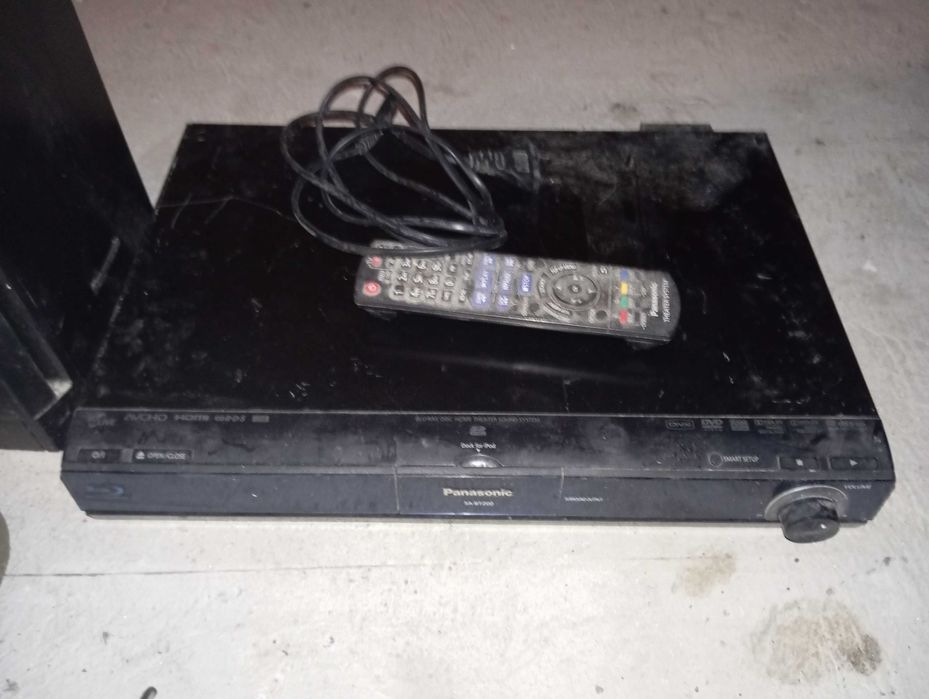 Домашній кінотеатр Panasonic sa-Bt200