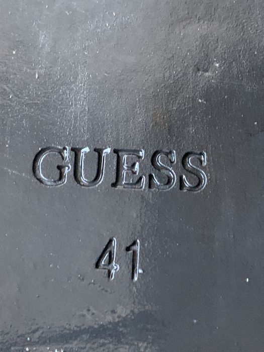 Guess чоботи жіночі шкіра 41 р. Сапоги женские кожа