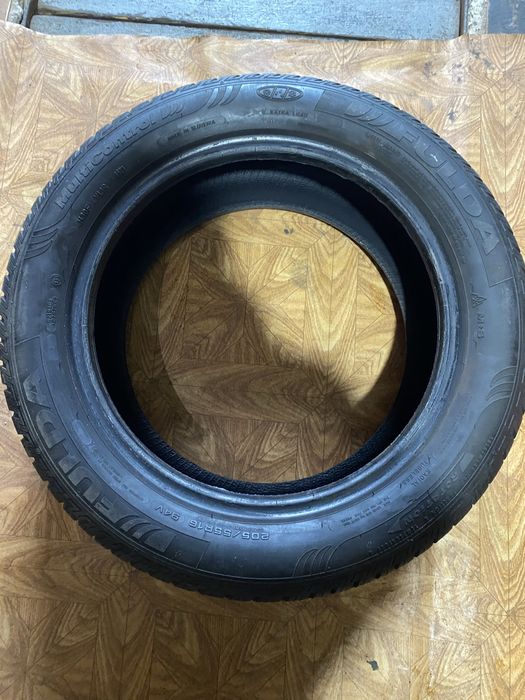 Комплект резини.