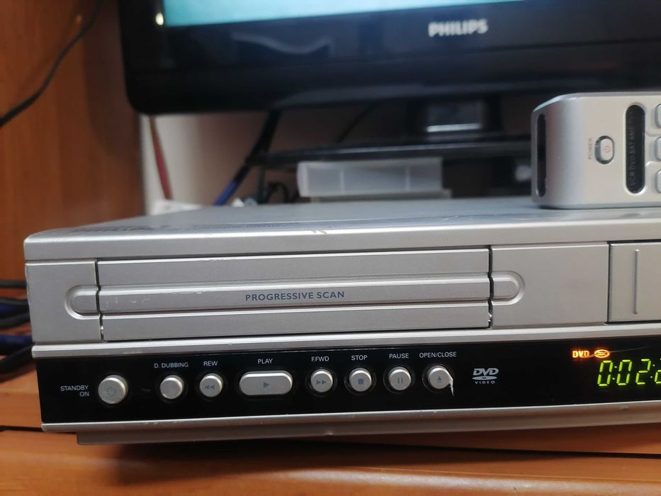 Magnetowid VHS Philips DVP3100V HI-FI stereo pilot COMBO Pilot
