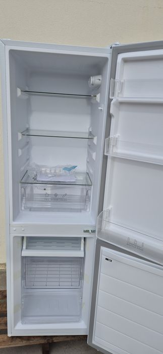 Frigorífico combinado eléctrinia