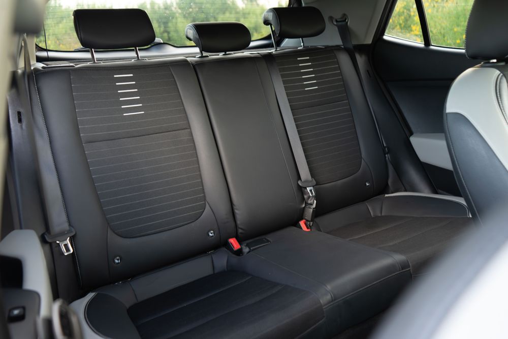 Kia Stonic 1.0 T-GDI– CarPlay/AndroidAuto – Camera Traseira – Meia Pele