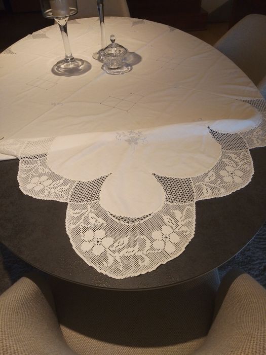 Toalha com aplicação de renda e bordada (negociavel)64284082713089121