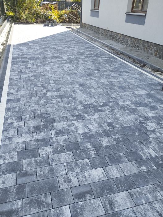 Укладання бруківки