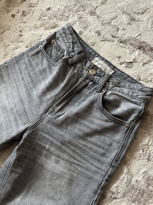 Сірі джинси stradivarius