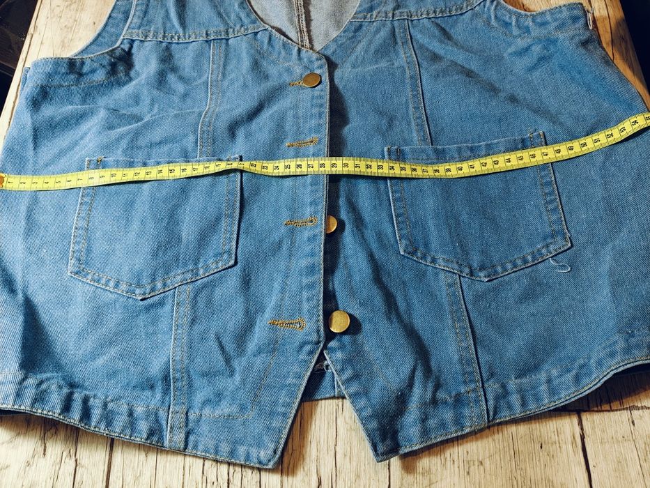 Sprzedam kamizelkę dżinsową