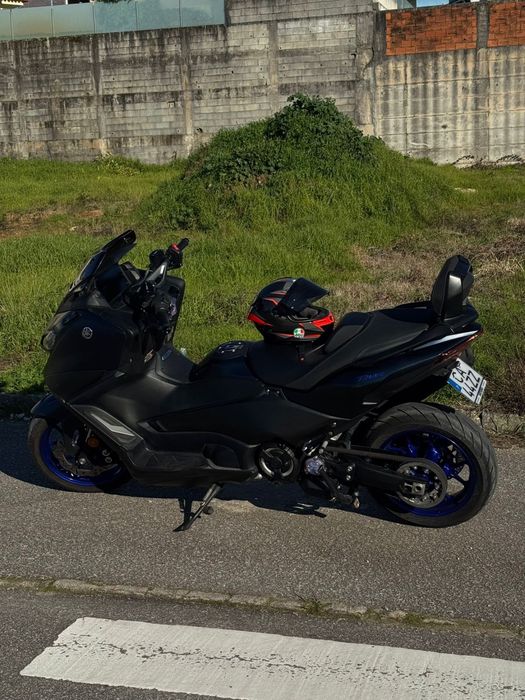 Yamaha TMAX 560 2022