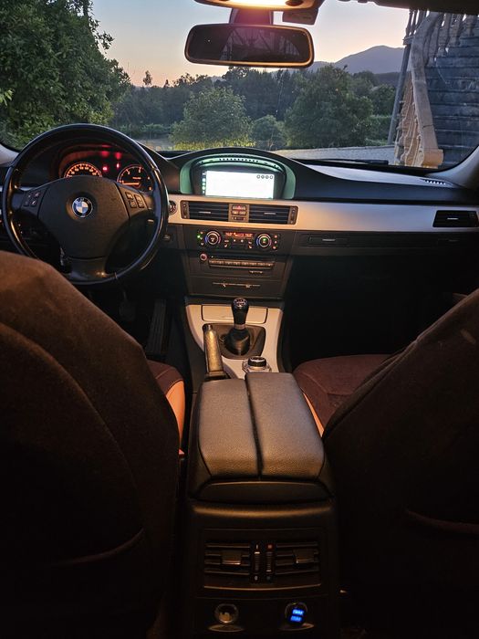 BMW 320d LCI 220 cv