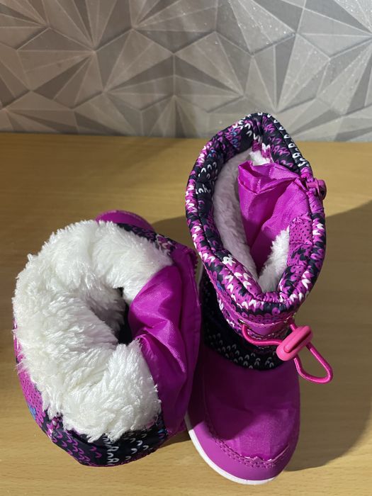 Продаи дутики дитячі