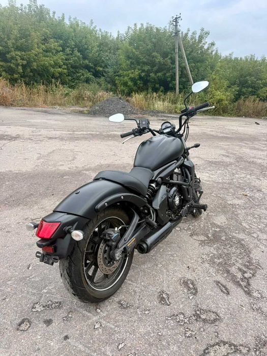 Kawasaki Vulkan 650S