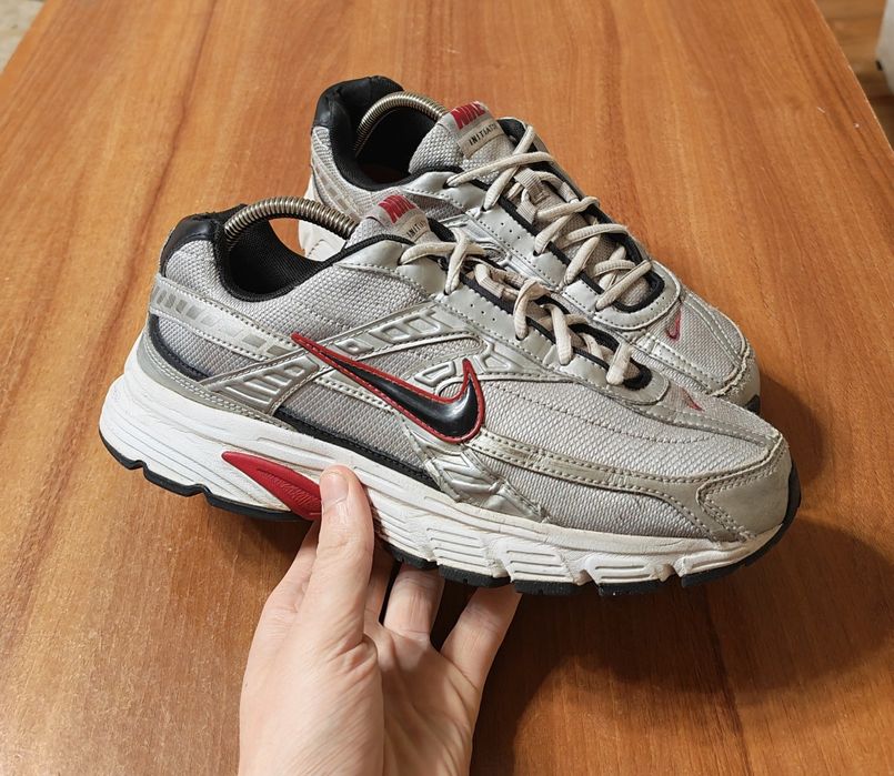 Кросівки спортивні чоловічі Nike Initiator 42.5 розмір