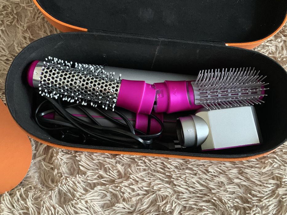 Стайлер для волосся з насадками 5 в 1 у шкіряному кейсі Dyson(б/у)