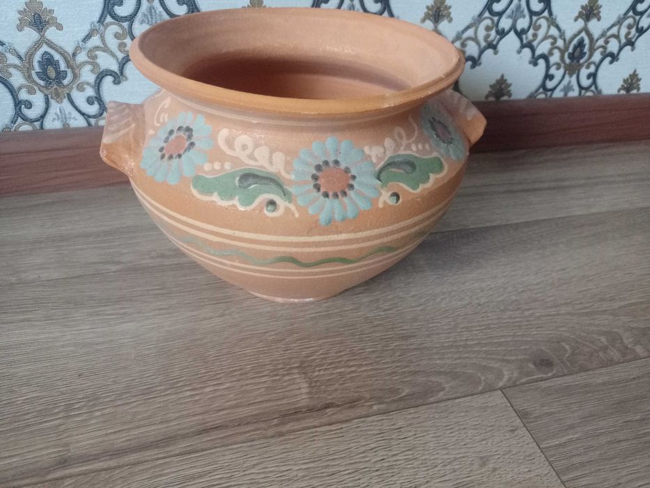 Глиняна  макітра