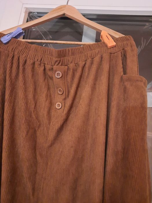 Спідниця жіноча велика