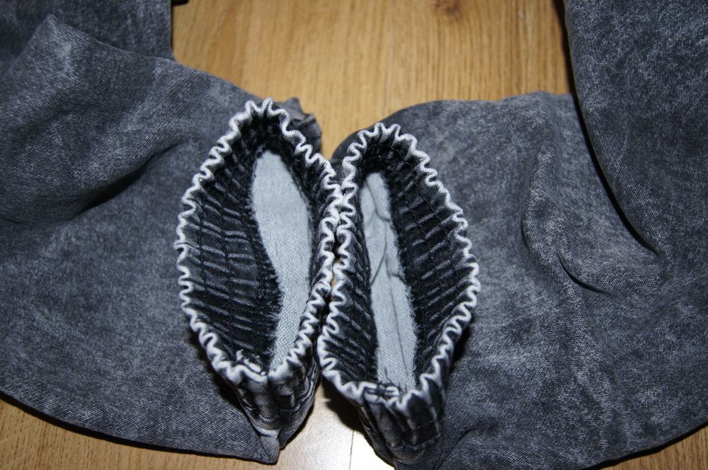 Spodnie jeansowe joggery r. 31/32 Reserved