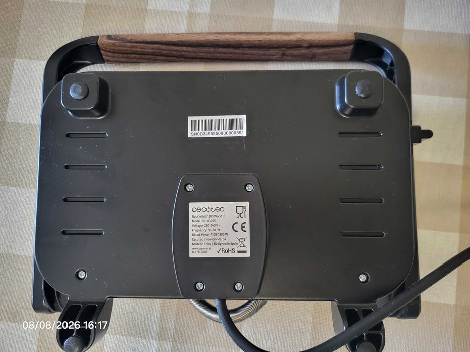 Vendo tostadeira/grelhador elétrico Cecotec Rock’nGrill 1300 Wood, completamente novo, sem uso