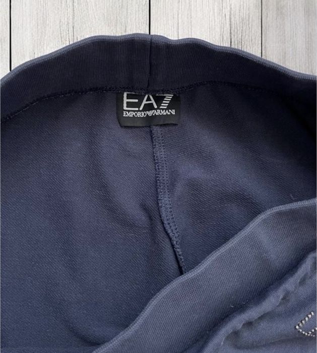 Оригінальний жіночий костюм Emporio Armani