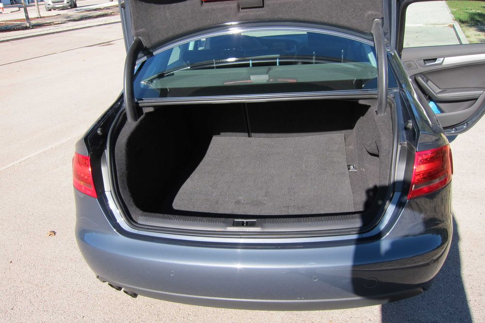 AUDI A4 B8 avant 2.0 TDI 143 cv