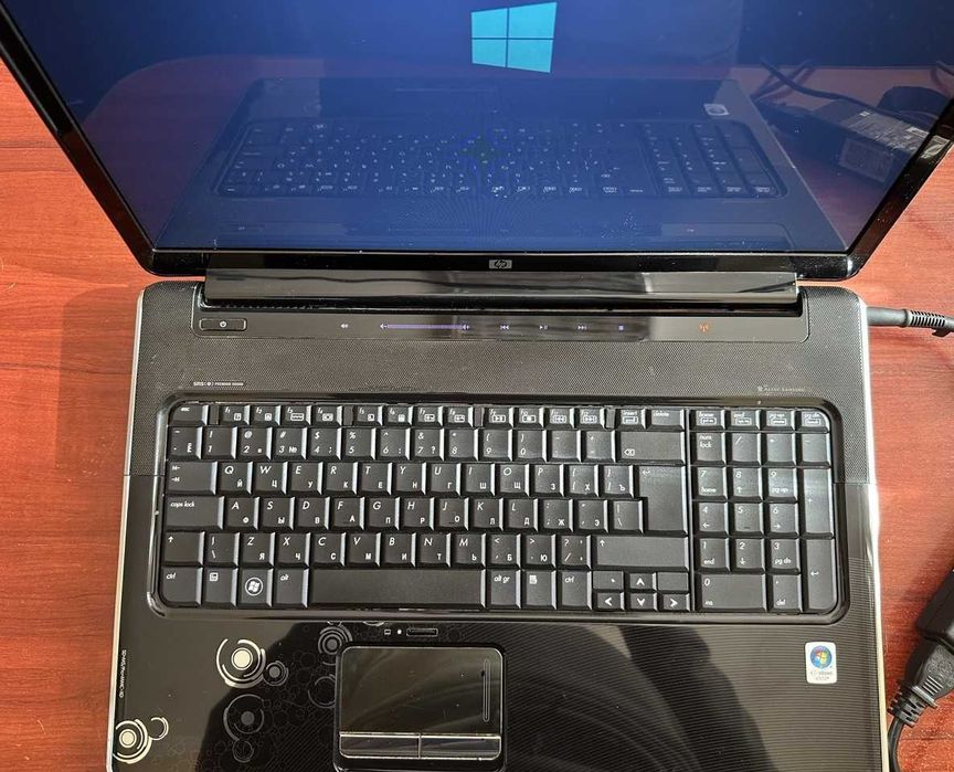 Ноутбук HP Pavilion dv7-2030 (під відновлення або запчастини)