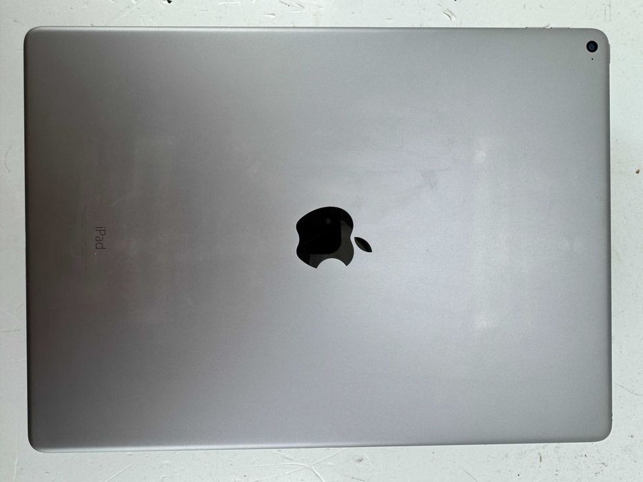 Apple iPad Pro 12.9" Retina Gen 1 A1584 Wifi 256 Gb батарея 100%