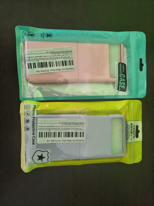 Motorola RAZR 40, bez śladów użytkowania