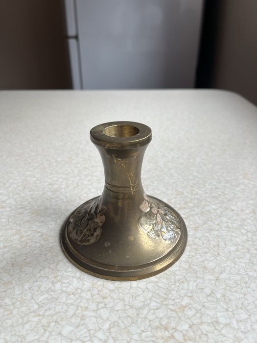 Mosiężny świecznik malowany ręcznie