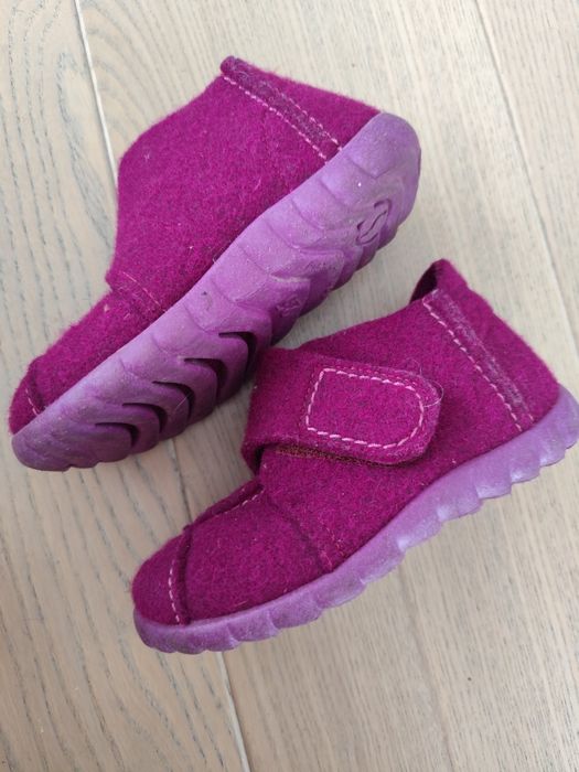 Kapcie Superfit 25 filc wełna