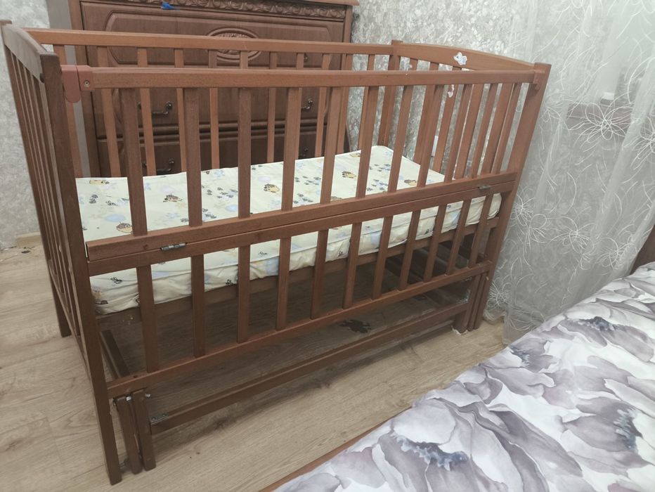 Колиска дитяча  дерев'яна