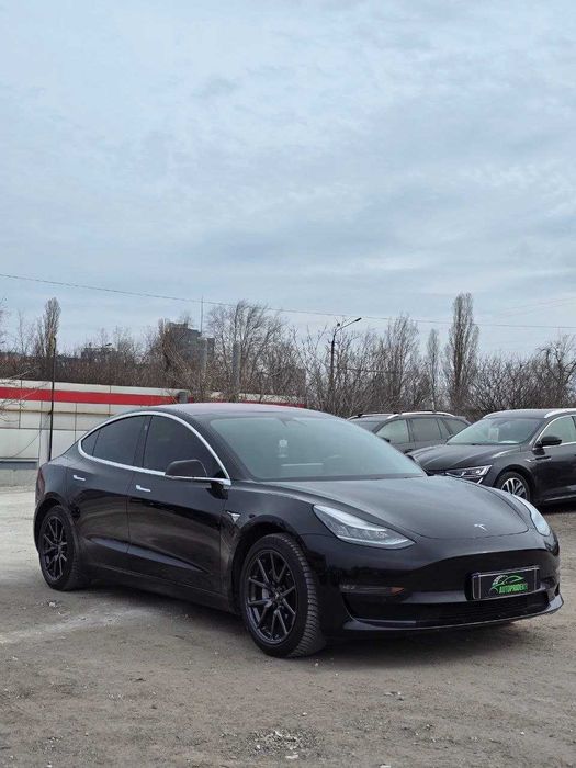 Tesla Model 3 Запас 430 км 75 квт (Перший внесок від 20%)