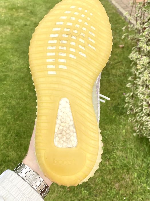 Yeezy Boost 350 v2 blue tint r. 40